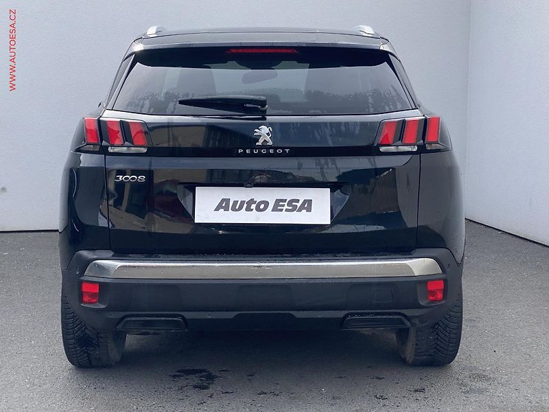 Peugeot 3008 (2019) 1.5 HDi, Allure, LED - fotka 5 z 16