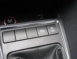 Volkswagen Jetta (2015) 1.2 TSI, Park. senzory - náhled 17