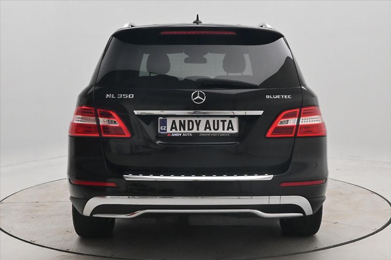Mercedes-Benz Třídy M 3,0 350 CDI 190 kW 4MATIC Záru - fotka 6 z 29