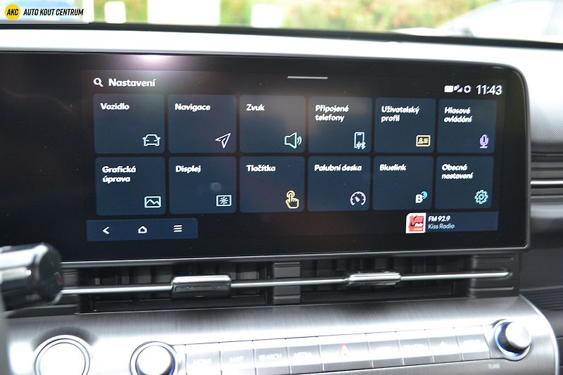 Hyundai Kona 1.0T-GDI DCT STYLE ECO TT - fotka 31 z 54