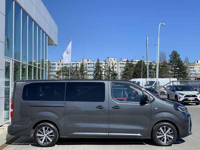 Toyota ProAce Verso FAMILY 2,0 L2 AT8 - fotka 10 z 25