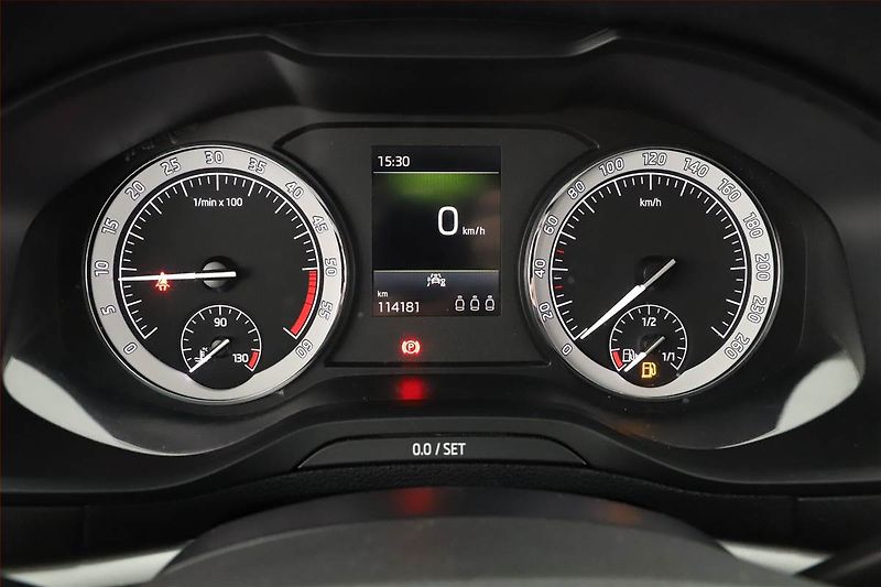 Škoda Karoq (2022) Ambition 2.0 TDI - fotka 10 z 16