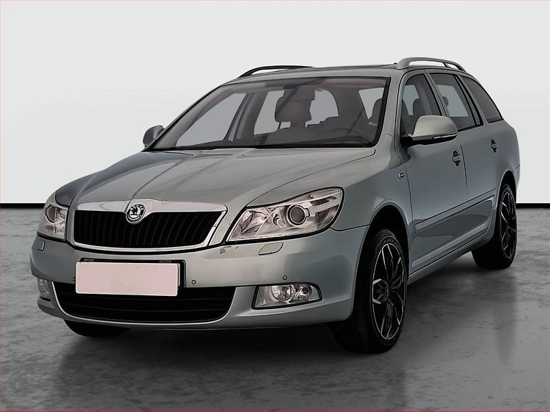 Škoda Octavia (2011) 2.0 TDI, Xenony, Tempomat - fotka 2 z 17