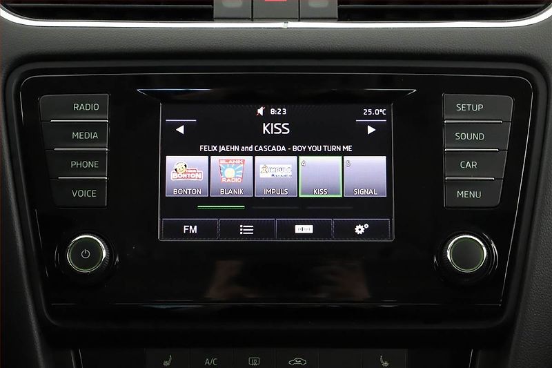 Škoda Octavia (2013) 1.2 TSI, Serv.kniha, Tempomat - fotka 12 z 15