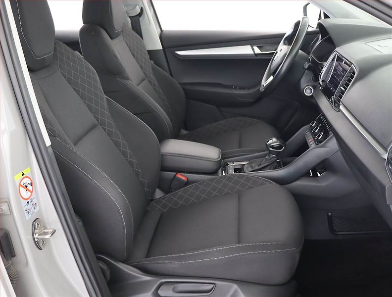 Škoda Karoq (2018) Style 1.0 TSI, Automat - fotka 9 z 22