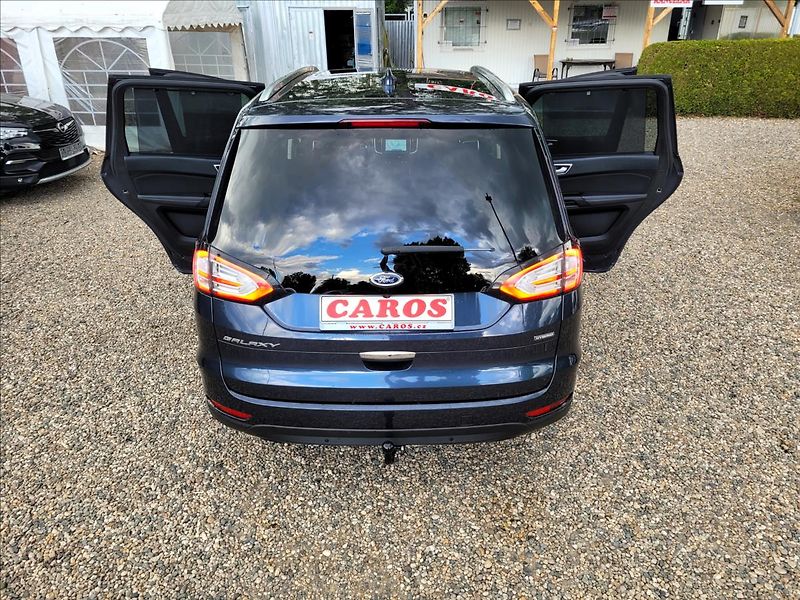 Ford Galaxy 2,5 Již není k dispozici - fotka 44 z 50