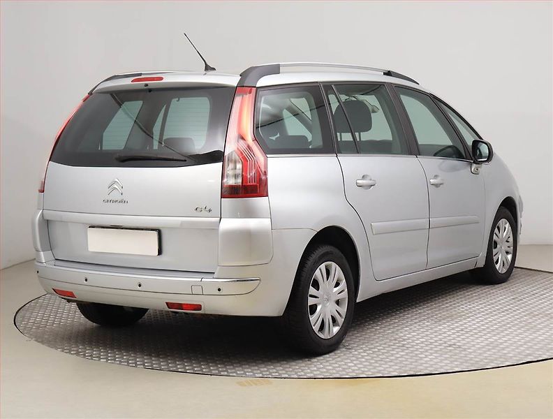Citroën C4 Picasso (2011) 2.0 HDI, 7 míst, Tempomat - fotka 5 z 19