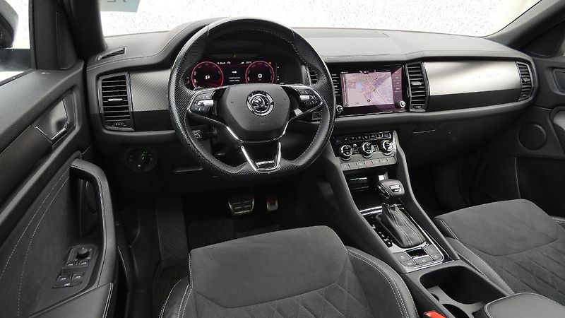 Škoda Kodiaq 2,0 TSI Sportline DSG 4x4 - fotka 5 z 28