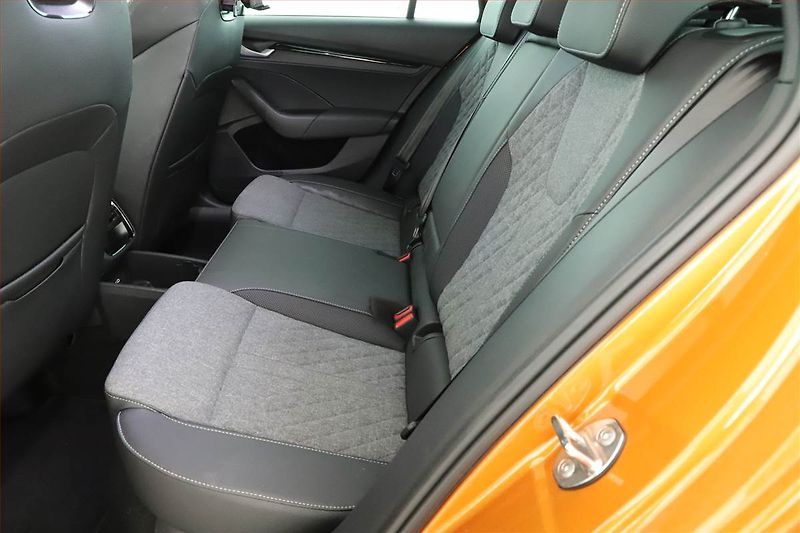 Škoda Octavia (2025) 2.0 TDI, Sportline - fotka 7 z 20