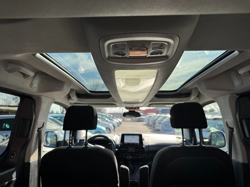 Citroën Berlingo (2019) 1,5 HDI 96 KW Multispace - fotka 32 z 35