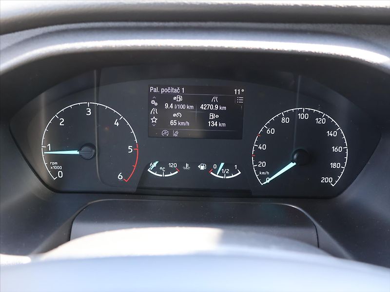 Ford Tourneo Custom 2,0 TDCI 136kW Active 1Maj DPH - fotka 18 z 29