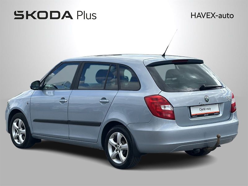 Škoda Fabia (2010) Combi 1.2 TSI Ambiente + - fotka 25 z 26