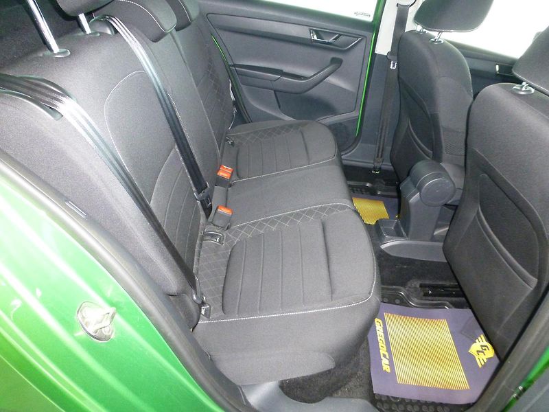 Škoda Fabia (2015) 1,2i-66KW*KLIMA**VYHŘ.SEDADLA* - fotka 21 z 26