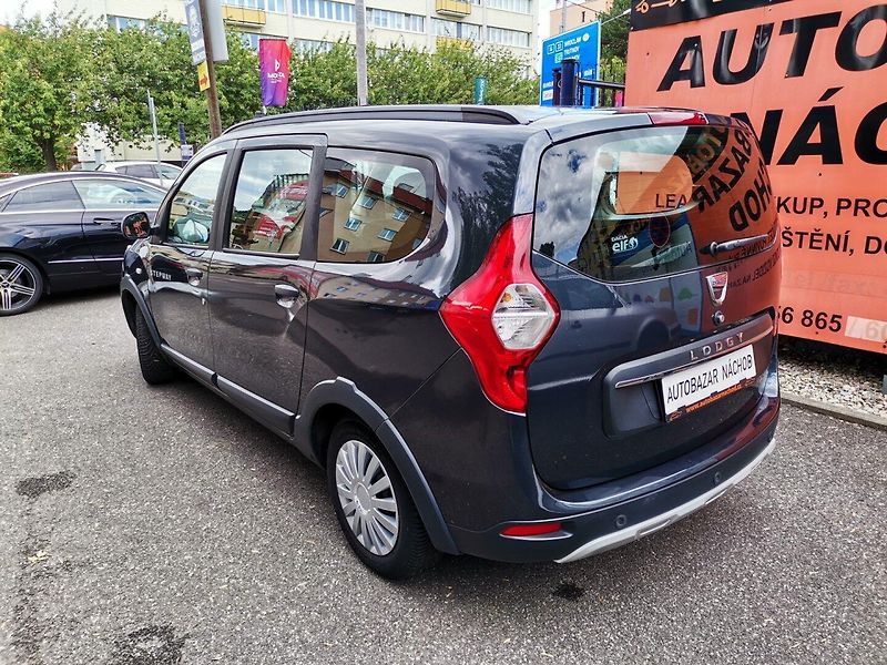 Dacia Lodgy (2019) 1.6i SCe 75kw StepWay AC PDC - fotka 3 z 25