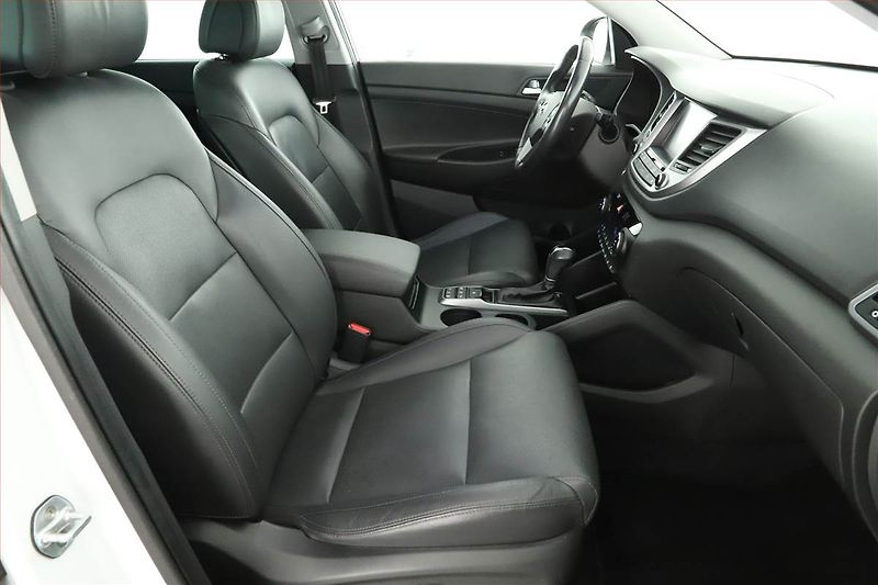 Hyundai Tucson (2017) Select 1.7 CRDi, Automat - fotka 8 z 20