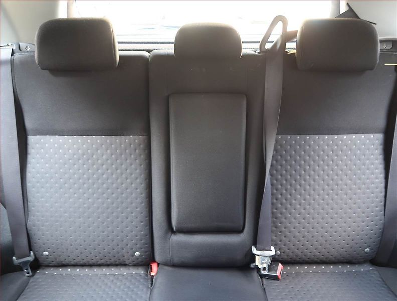 Mitsubishi ASX (2012) 1.6 MIVEC, Serv.kniha, po STK - fotka 10 z 16