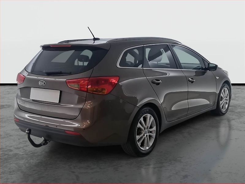 Kia Ceed (2013) 1.6 GDI, Serv.kniha, Navi - fotka 5 z 16