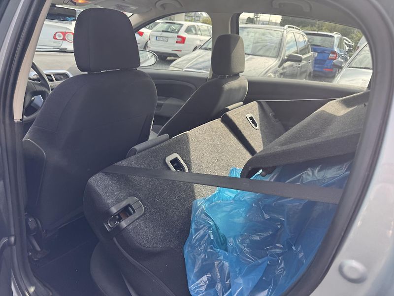Fiat Grande Punto 1.3 JTD, 55 kW, tažné, TK 9/28 - fotka 13 z 17