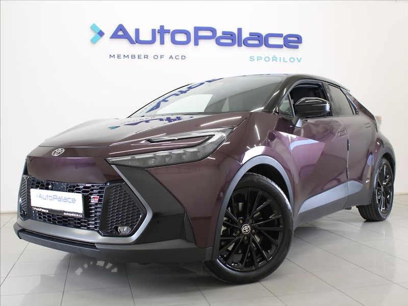 Toyota C-HR 2,0 Hybrid 178k.4x4 GR 6320km! - fotka 1 z 28