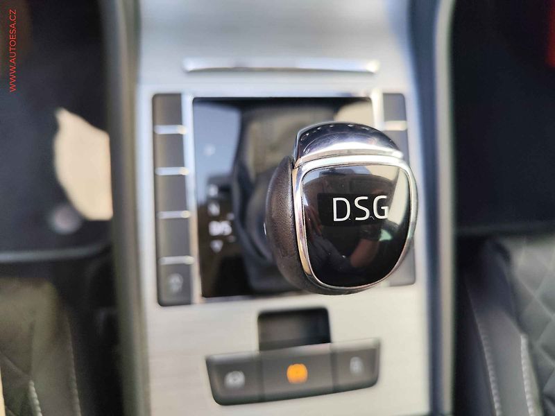 Škoda Superb (2019) 1.6TDi, DSG, LED - fotka 19 z 27