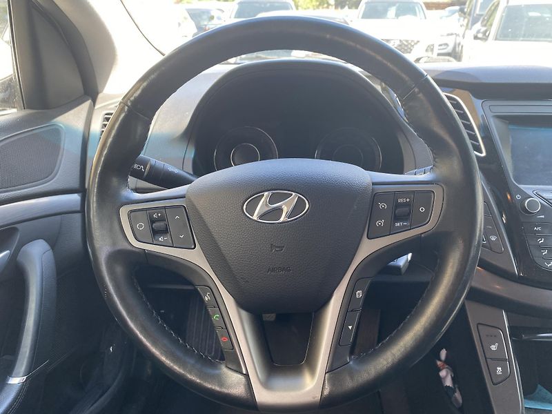 Hyundai i40 (2018) 1.7-104kW-NAVI - fotka 17 z 17