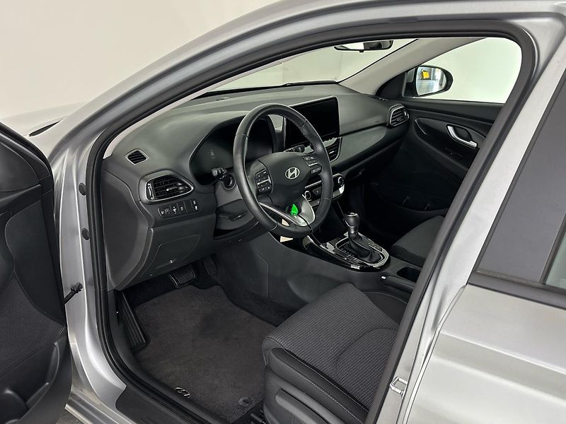 Hyundai i30 Smart DCT - fotka 6 z 26