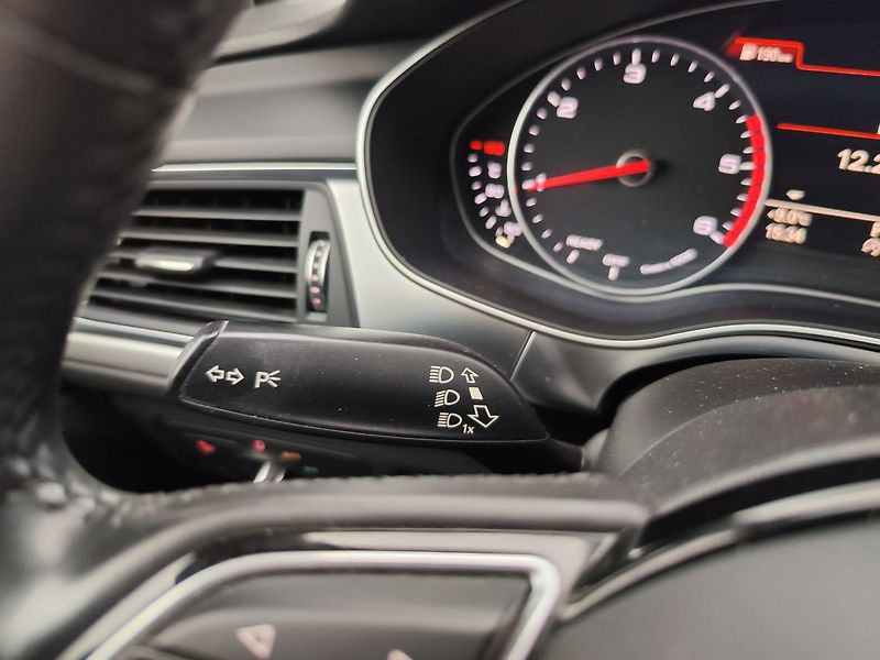 Audi A6 3.0 TDI/200kW S-Line Quattro - fotka 27 z 34