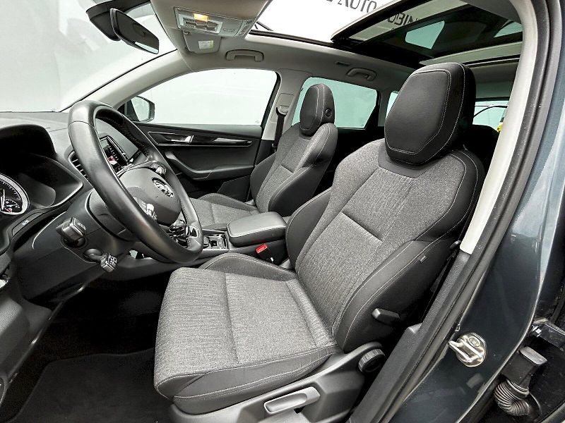 Škoda Karoq (2022) 1.5 TSI 110kW DSG Style - fotka 25 z 35