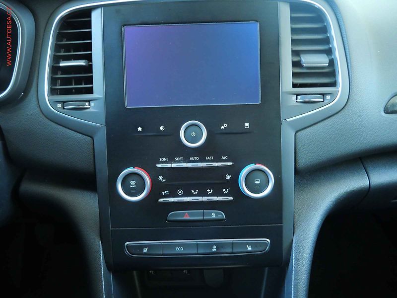 Renault Mégane (2017) 1.6dCi, ČR, ČR, TZ, výhř.sed. - fotka 13 z 19