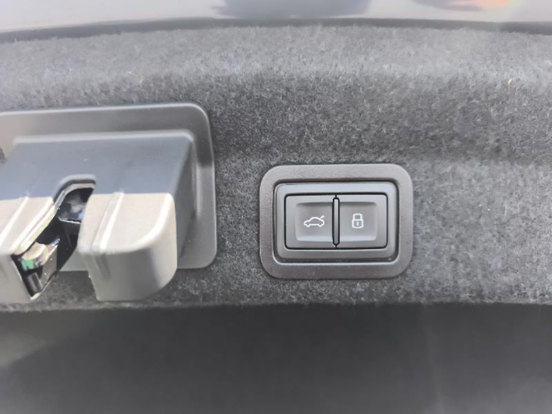 Audi A6 3.0 TDi - fotka 21 z 25