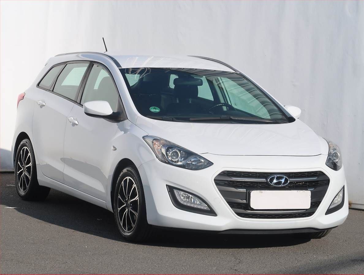 Hyundai i30 1.6 CRDi, Serv.kniha, Tempomat