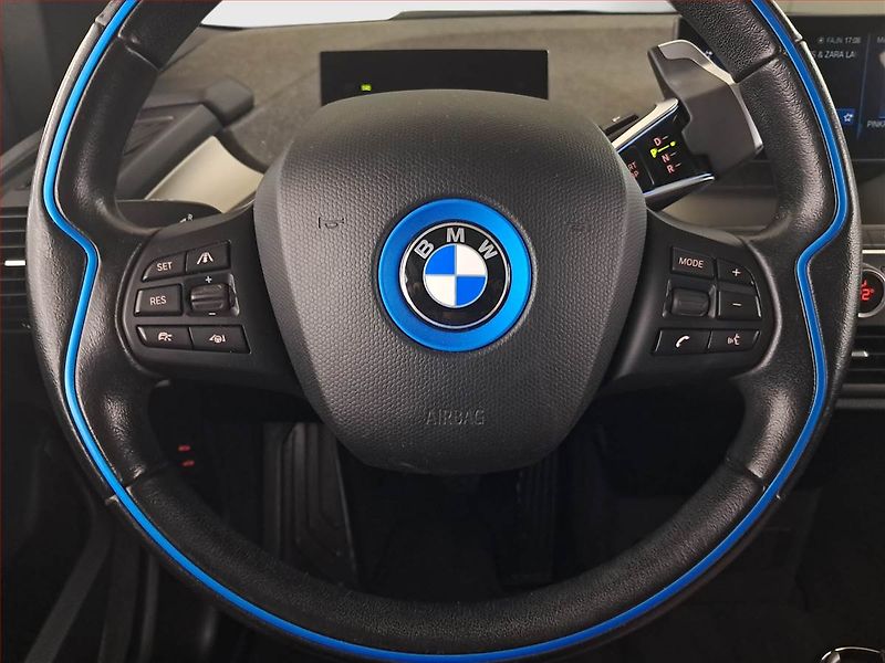 BMW i3 (2019) 120Ah BEV, SoH 82%, Automat - fotka 18 z 22