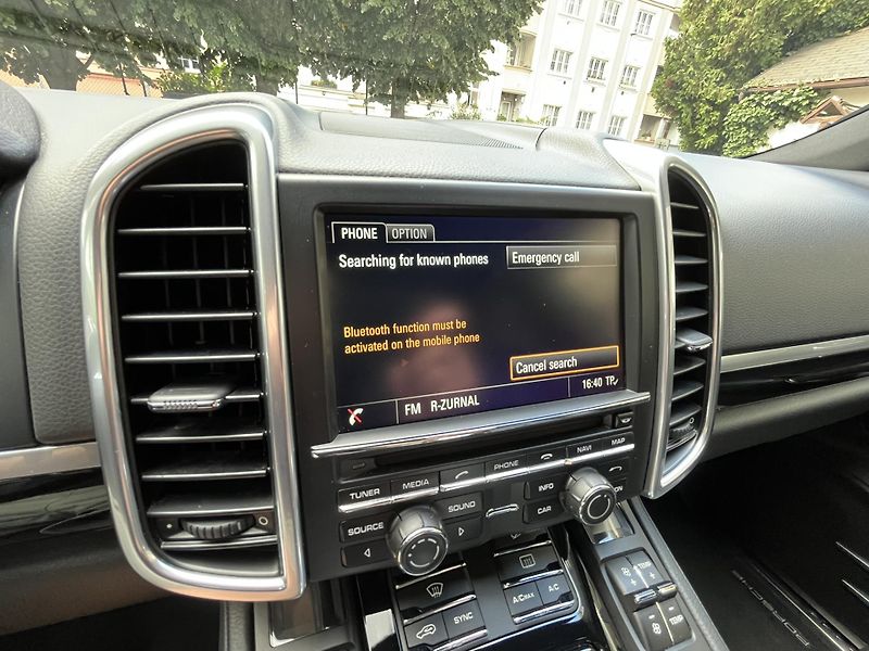 Porsche Cayenne (2016) 3.0 TDI V6 - fotka 30 z 39