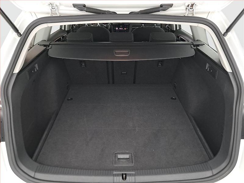 Volkswagen Golf (2017) Comfortline 1.6 TDI, Automat - fotka 14 z 28