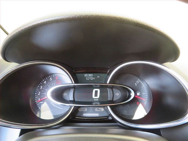 Renault Clio (2018) 1.2 16V, Serv.kniha, Tempomat - fotka 11 z 15