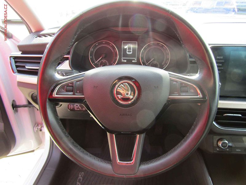 Škoda Scala (2019) 1.5 TSi, ČR, navi, LED - fotka 14 z 15