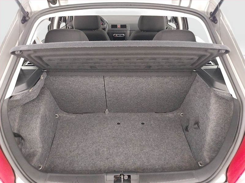 Škoda Fabia (2006) 1.2, Serv.kniha, po STK, Tažné - fotka 14 z 14