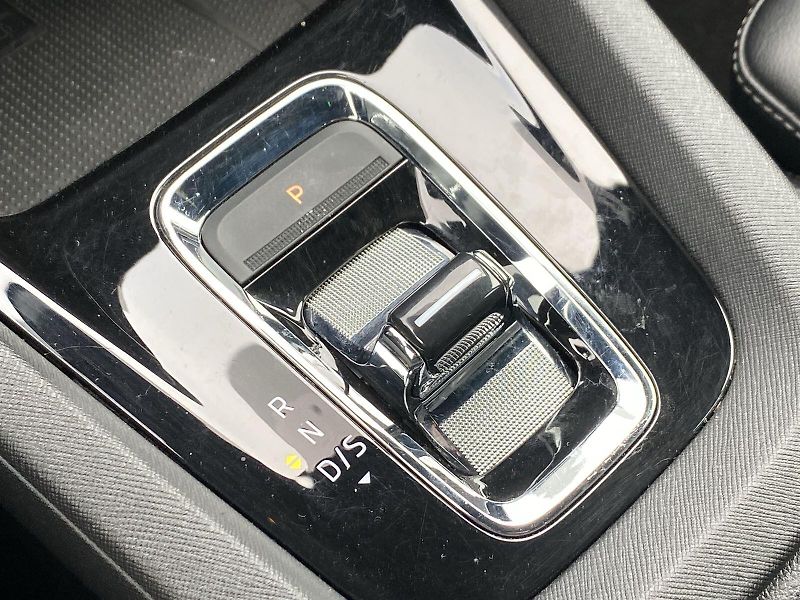 Škoda Octavia (2022) 2.0 TSI DSG RS - fotka 17 z 38