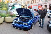 Další z tuningových krasavců, Volkswagen Golf.