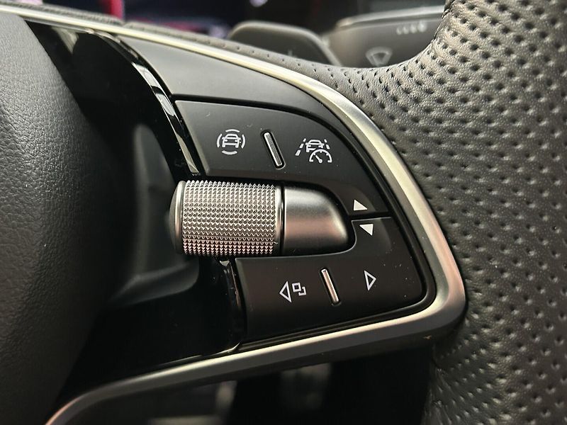 Škoda Scala 1.5 TSI Monte Carlo - fotka 20 z 28