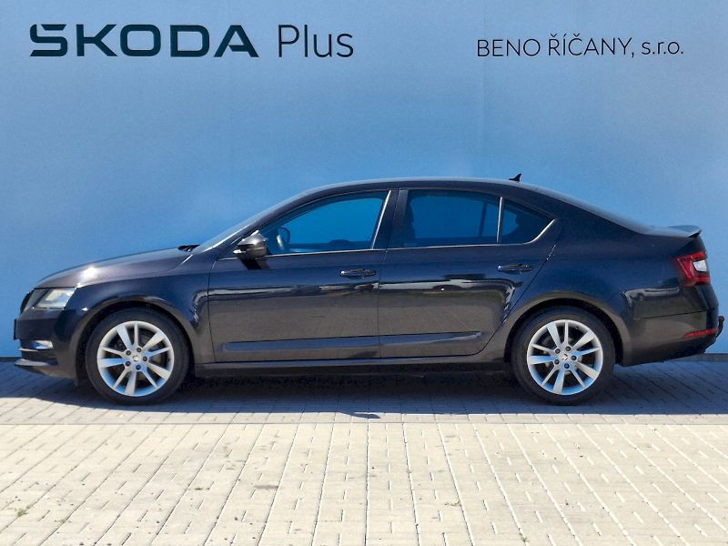 Škoda Octavia (2019) Ambition Plus Extra 1,5TSi 110 - fotka 3 z 35