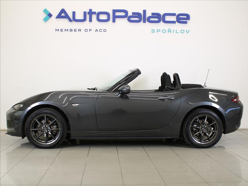 Mazda MX-5 1,5 G130 1.majitel ČR 66tkm. - fotka 5 z 15