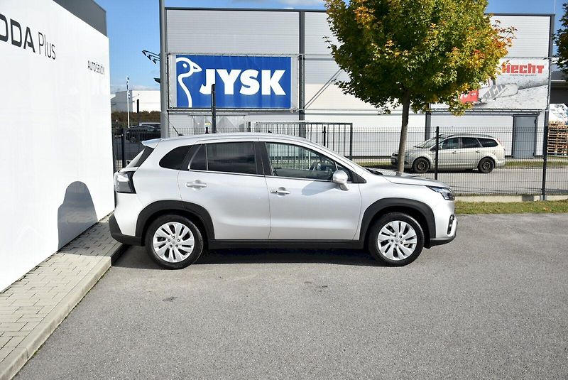 Suzuki SX4 S-Cross (2023) 1.4 BoosterJet 95kW 4x4 - fotka 8 z 29