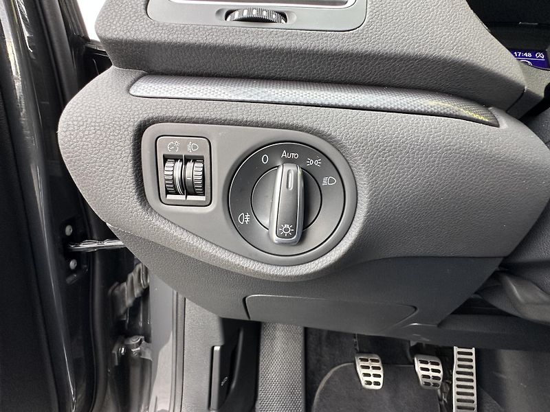 Volkswagen Sharan (2021) 1.4TSI/110kW * 7.Míst * 2.Maj  - fotka 6 z 45