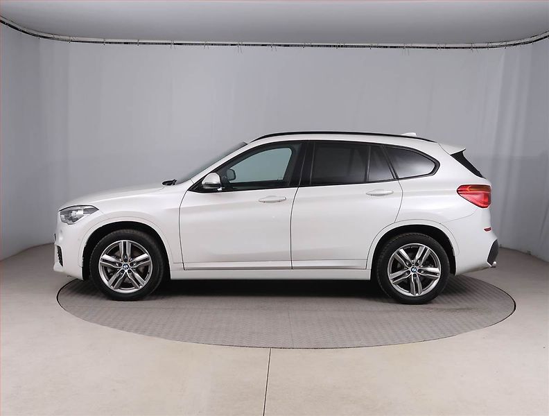 BMW X1 (2016) M Sport xDrive20d, 4X4 - fotka 3 z 17