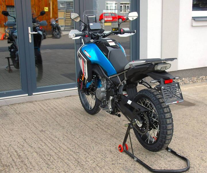 CFMOTO 450 MT-R (2026) 450MT-R BLUE - fotka 12 z 26