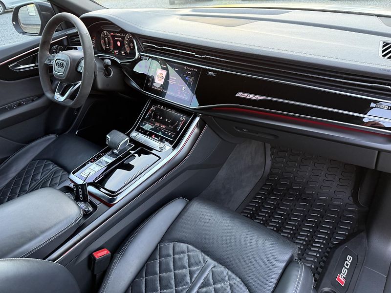 Audi Q8 3.0TDi 210kW S-line ABT  - fotka 10 z 27