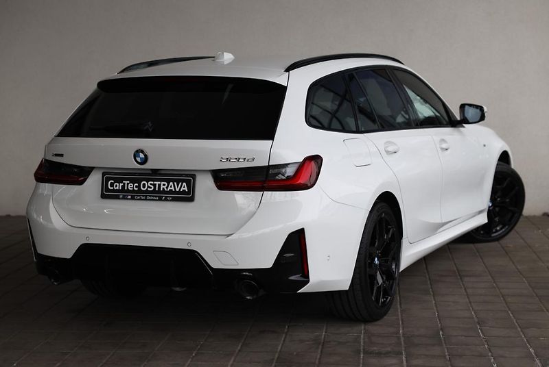 BMW Řada 3 320d xDrive Touring - fotka 3 z 16