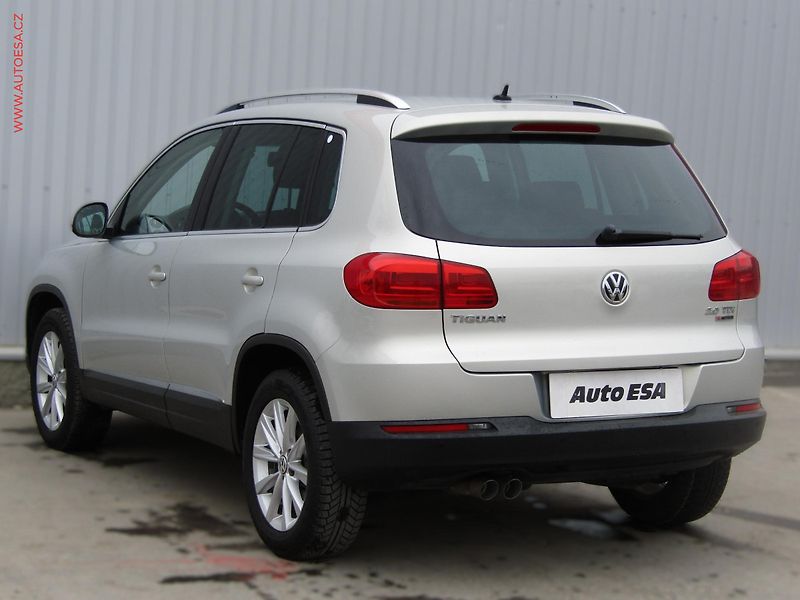 Volkswagen Tiguan (2015) 2.0 TDi 4x4, ČR, Sport&Style - fotka 6 z 16