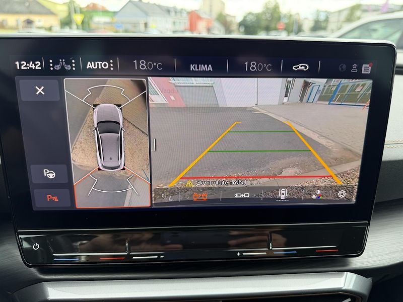 Cupra Formentor VZ 2,0 TSi/180kW - DSG,TZ,.... - fotka 49 z 106